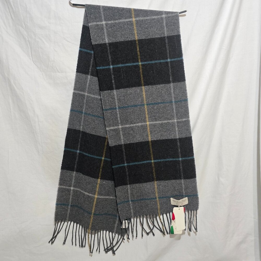 NWT - Italian Woollen Treasures Made in Italy 100% Wool Scarf